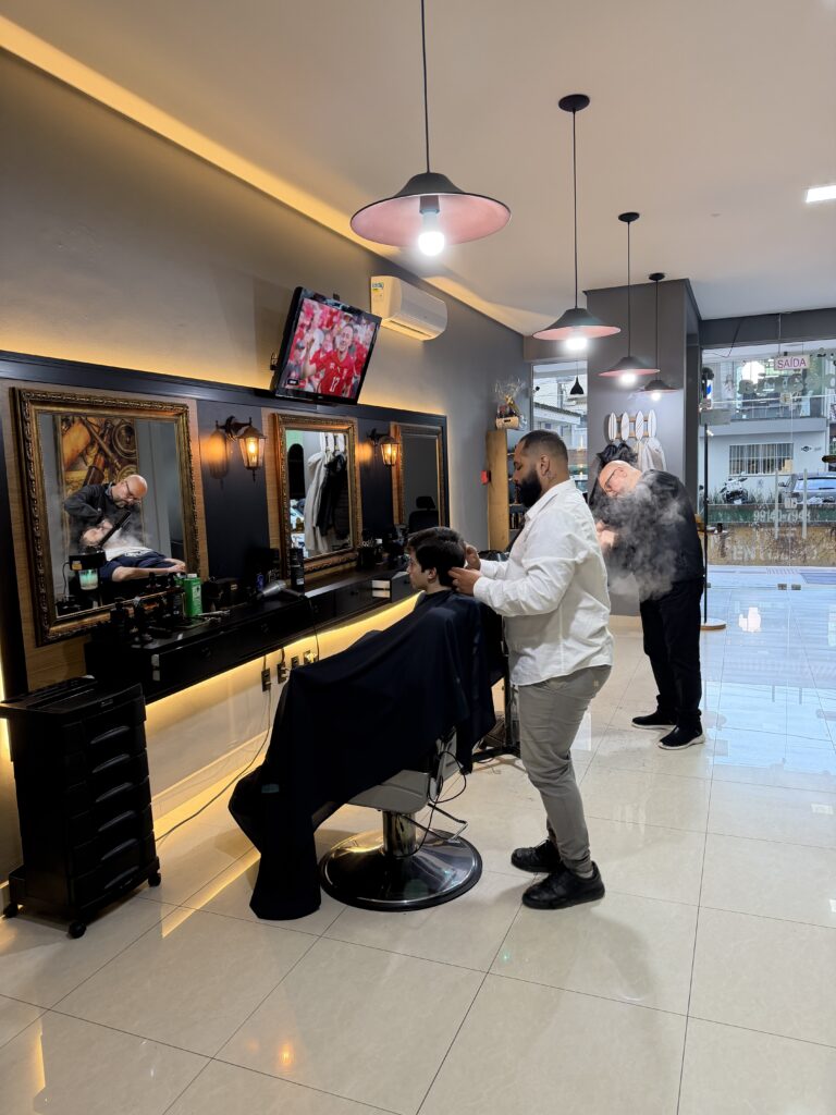 Barbeiro em Meia Praia, Itapema - SC | Marujos Barbearia — barbearia em Meia Praia, Itapema - SC