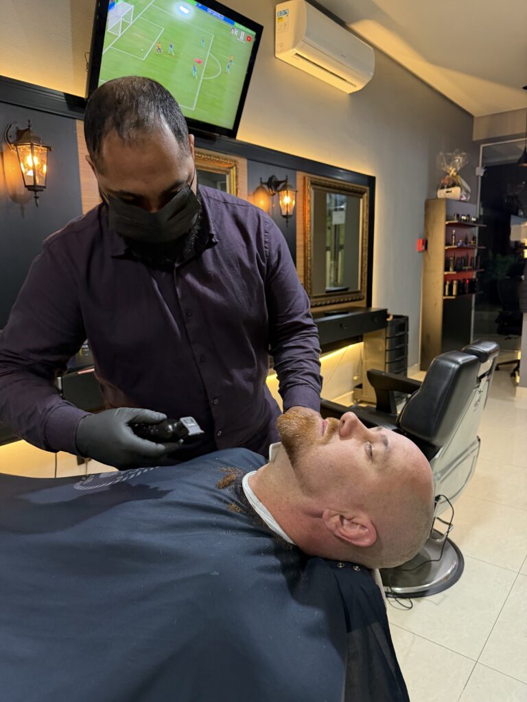 Barbeiro em Meia Praia, Itapema - SC | Marujos Barbearia — barbearia em Meia Praia, Itapema - SC